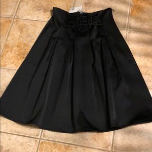 NWT H&M satin finish tie waist black skirt